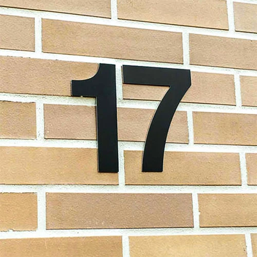 Chiffre découpé en aluminium noir.webp